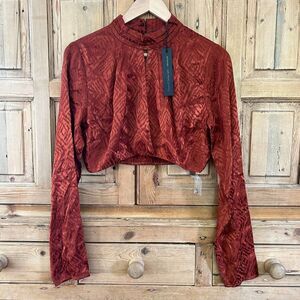 NWT House of Harlow x Revolve Medium Orange Cropped‎ Blouse